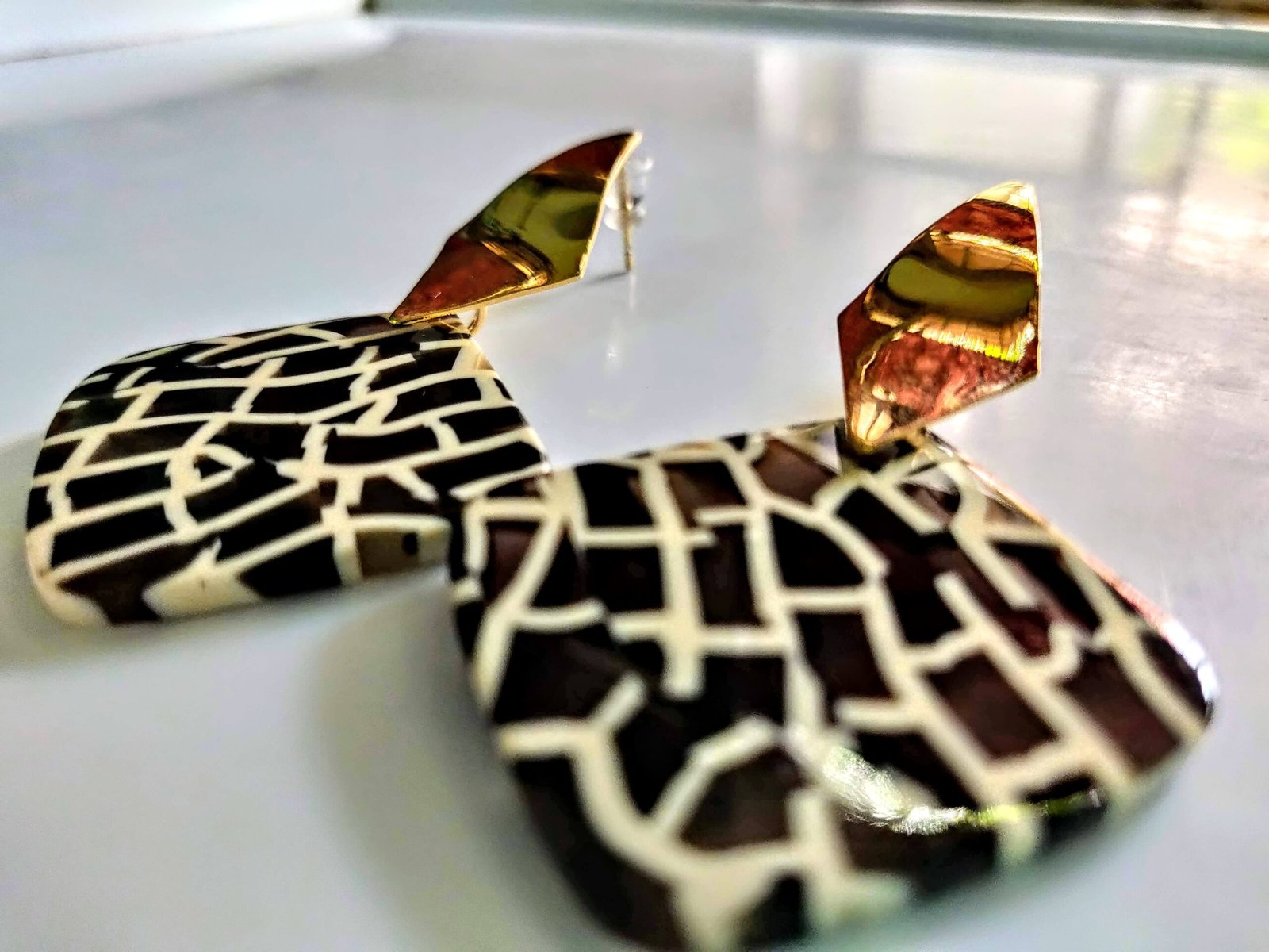 Black n White Earring - Image 2