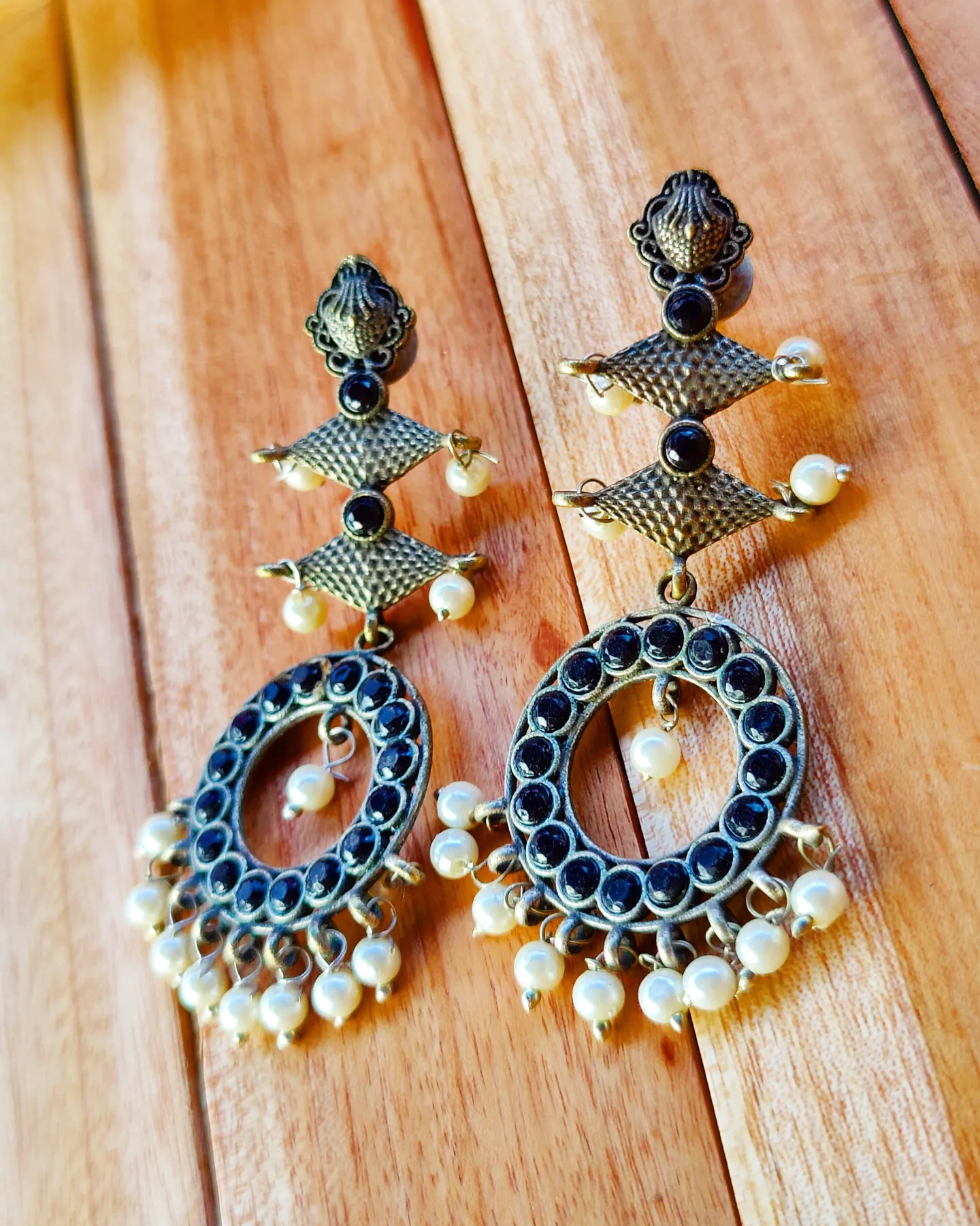 Ria Earrings - Image 2