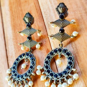 Ria Earrings